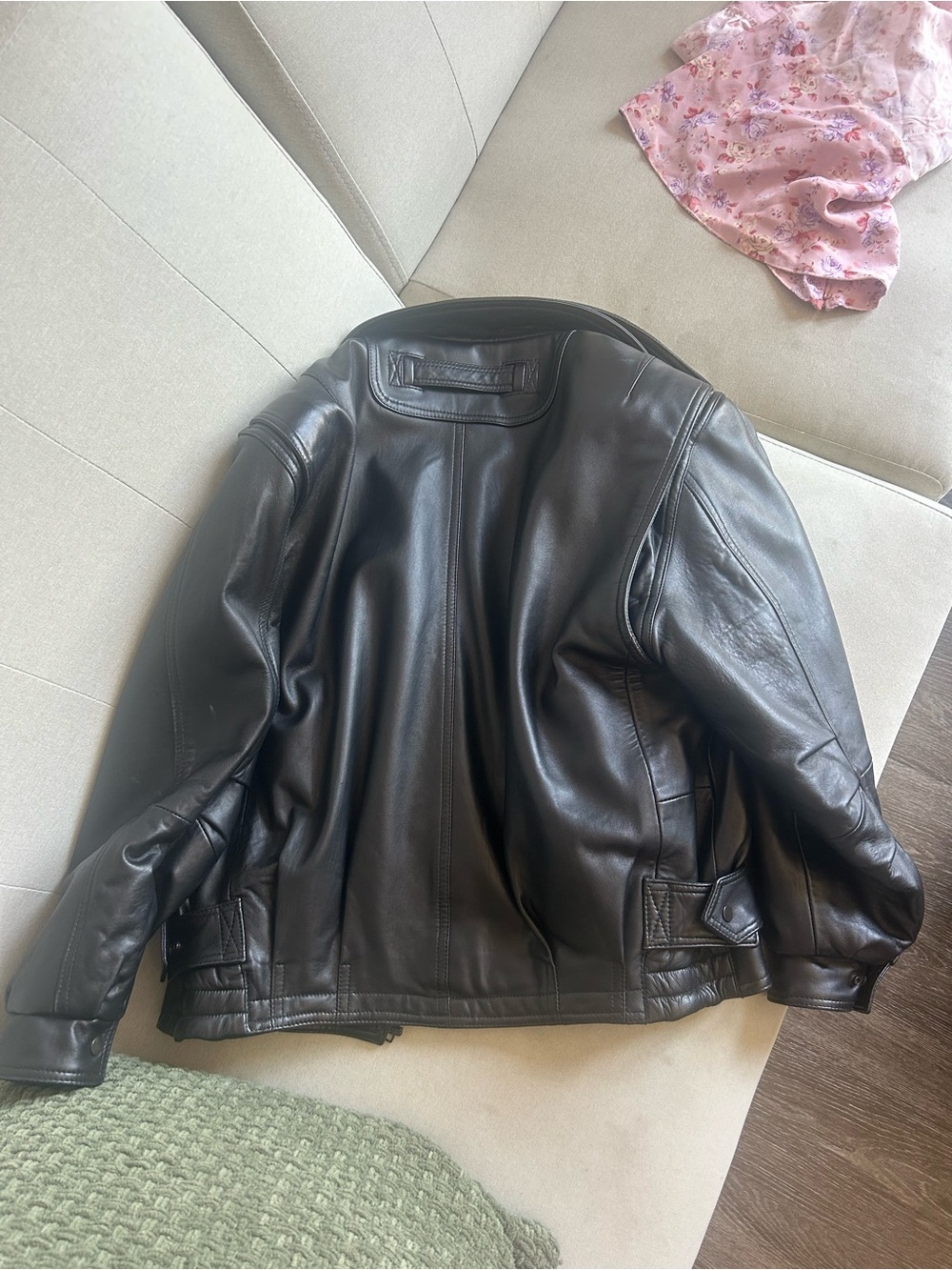 Neiman Marcus Black Leather Bomber Jacket - Picture 5 of 5
